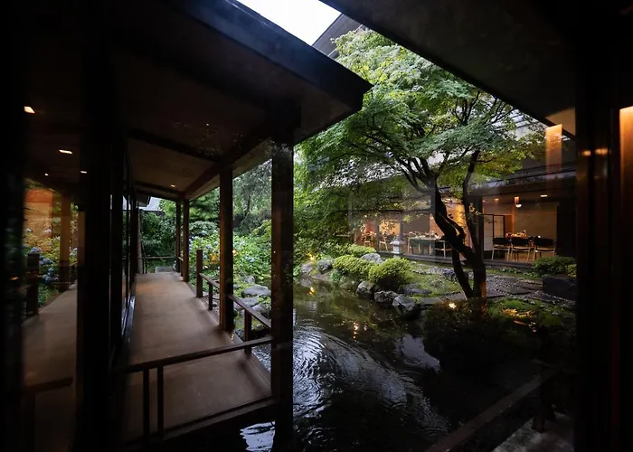 Sakahijiri Nikko